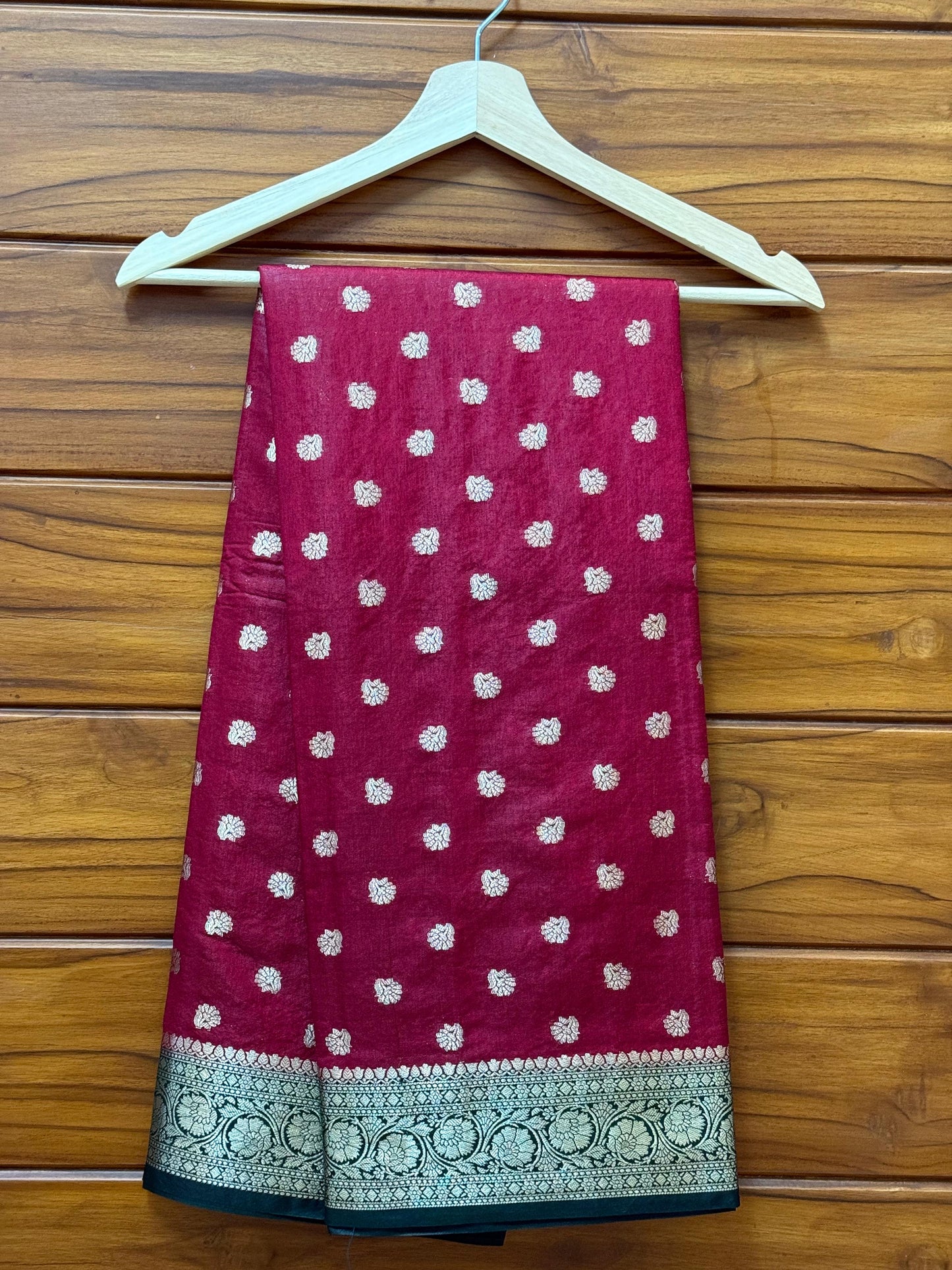 Banarasi silk 1000 butta saree